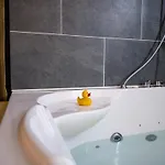 Vip Du Pont Alsort 2-3 *